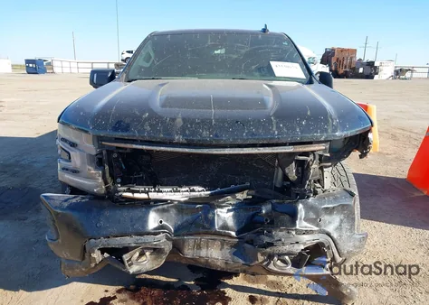 2019 Chevrolet Silverado 1500 High Country из США, поврежденный, VIN 1GCUYHEL4KZ105084